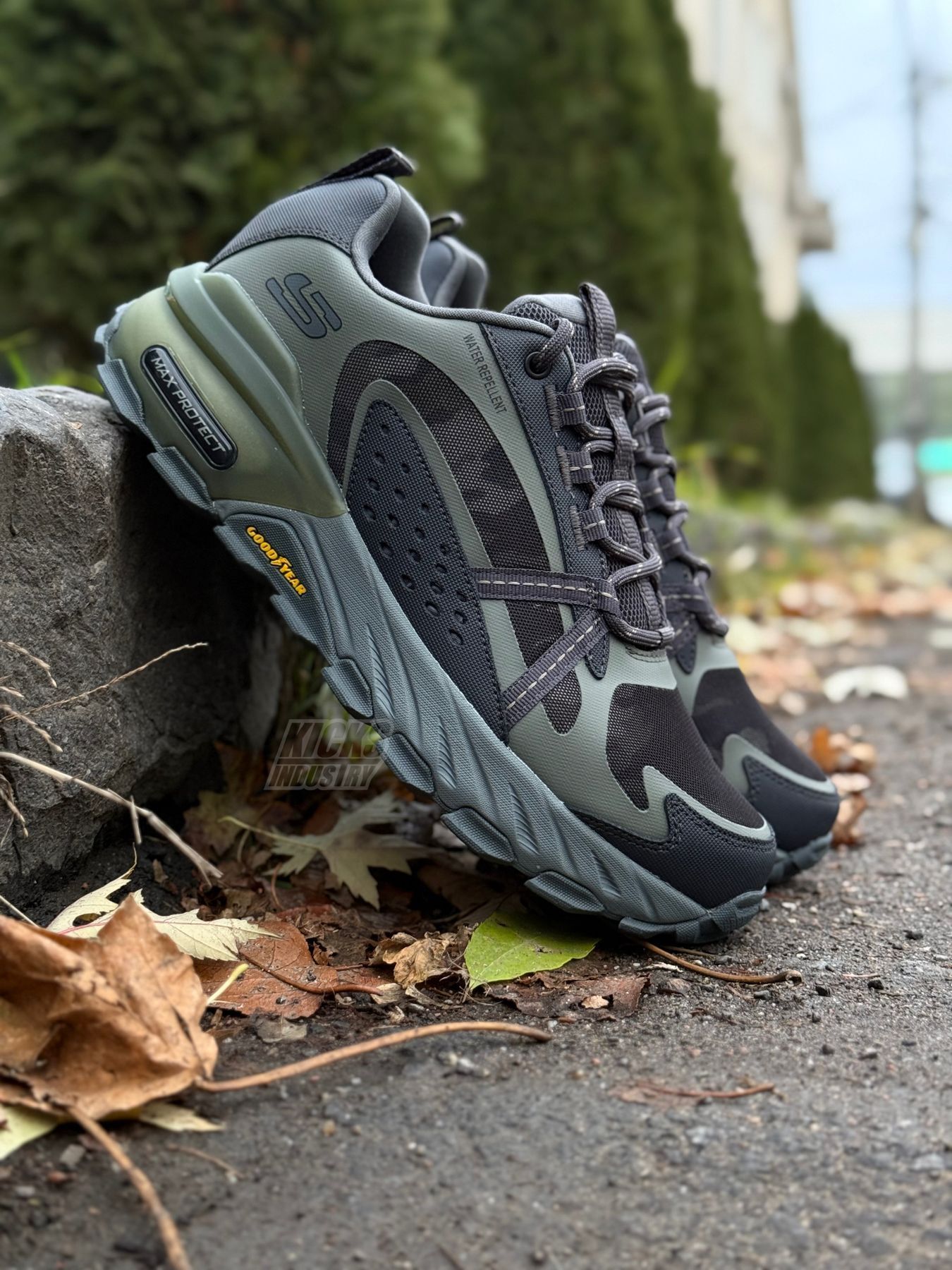 Купити Кросівки Skechers Max Protect Task Force 237308/CAMO в