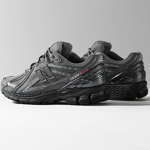 Кросівки New Balance 1906R Primaloft U1906ROF фото