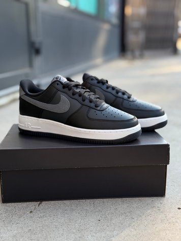 Nike Air Force 1 07 LV8 FJ4170-004 фото